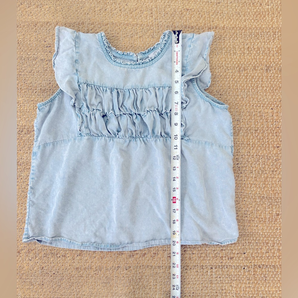 Rails Filomena‎ ruched top light blue denim color with ruffle sleeves size M - Picture 4 of 7